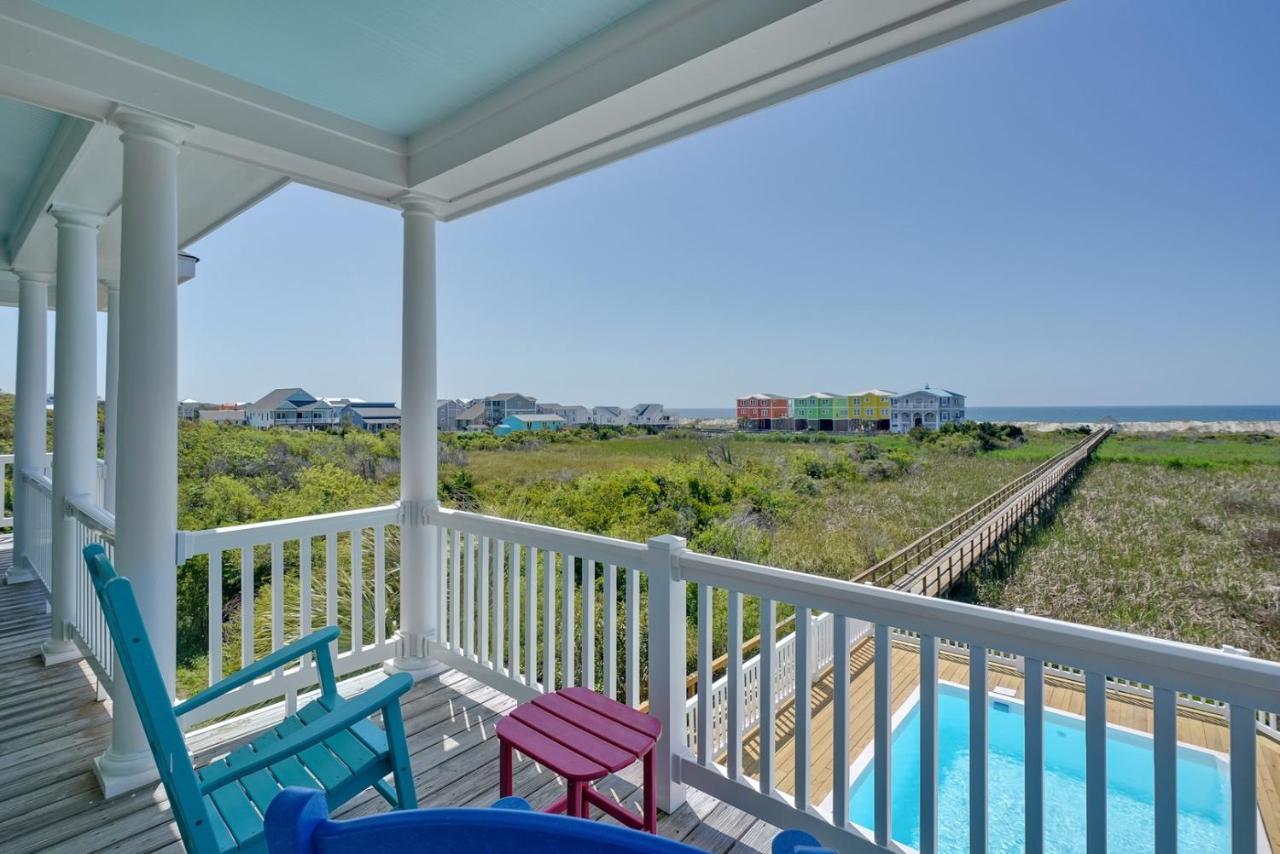 Luck & Laughter Villa Oak Island Luaran gambar