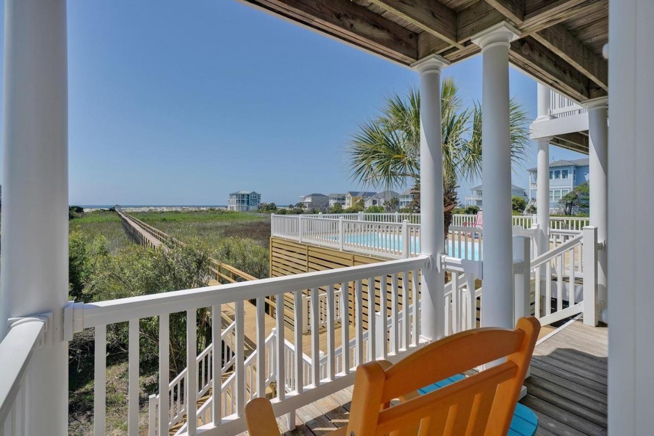Luck & Laughter Villa Oak Island Luaran gambar