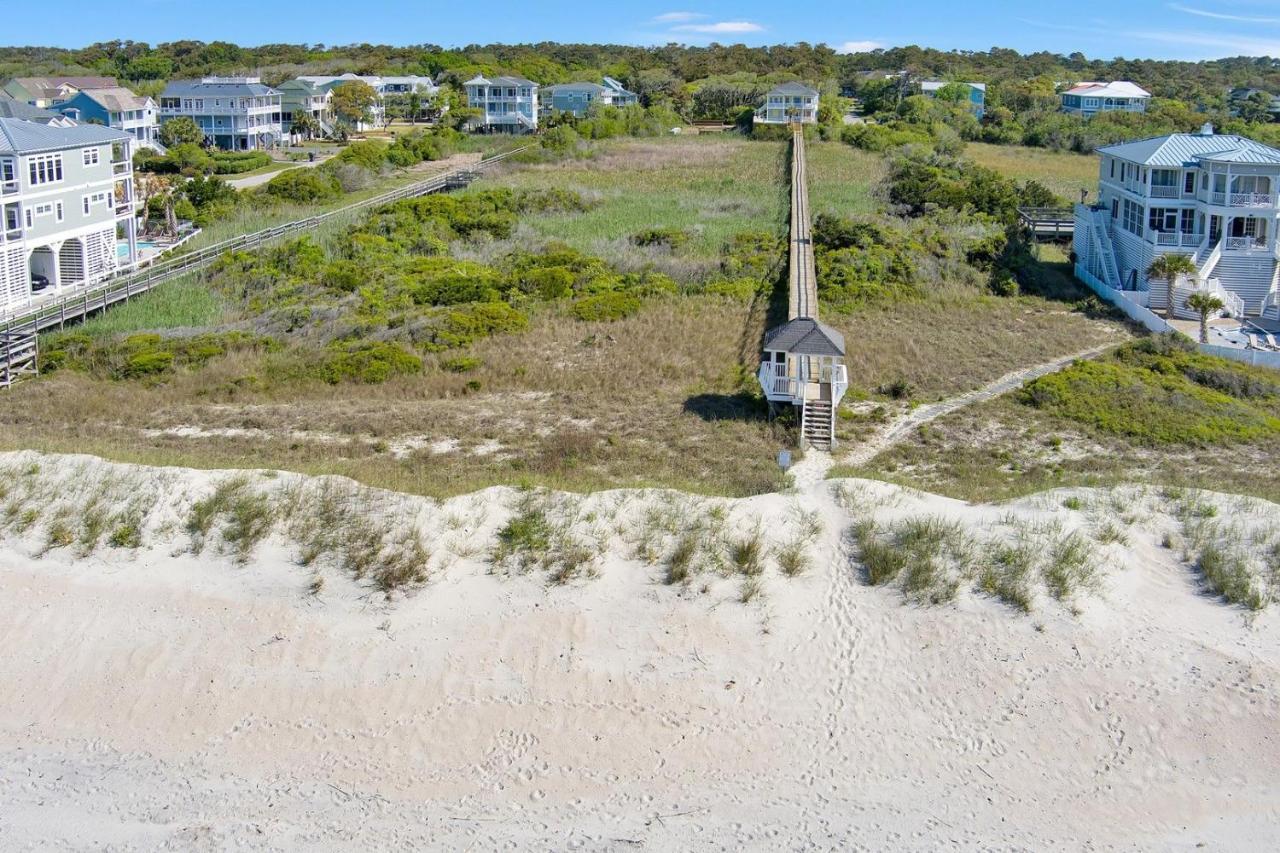 Luck & Laughter Villa Oak Island Luaran gambar