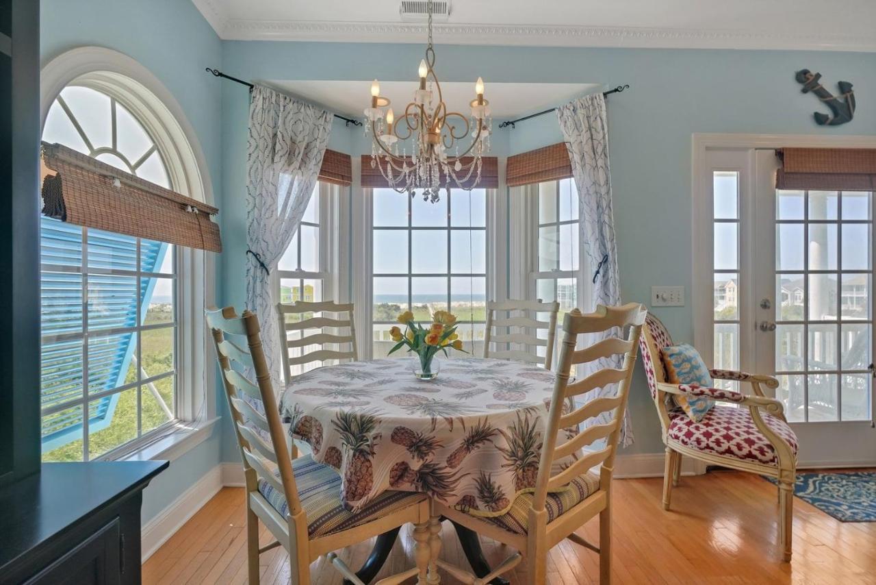 Luck & Laughter Villa Oak Island Luaran gambar