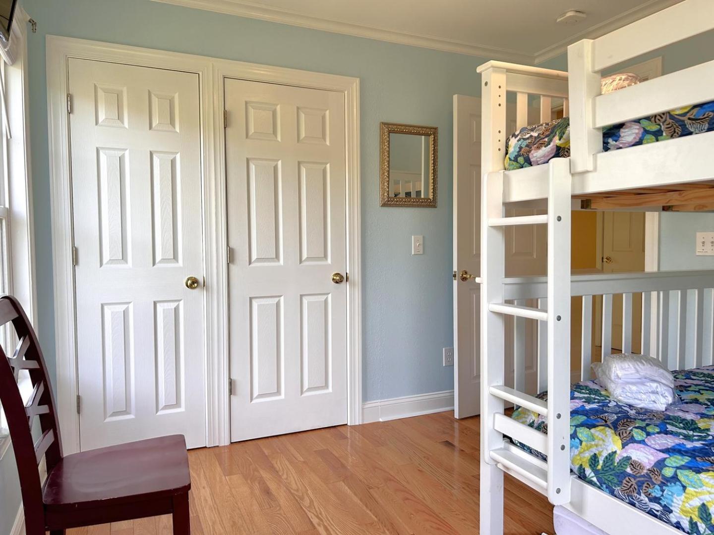 Luck & Laughter Villa Oak Island Luaran gambar